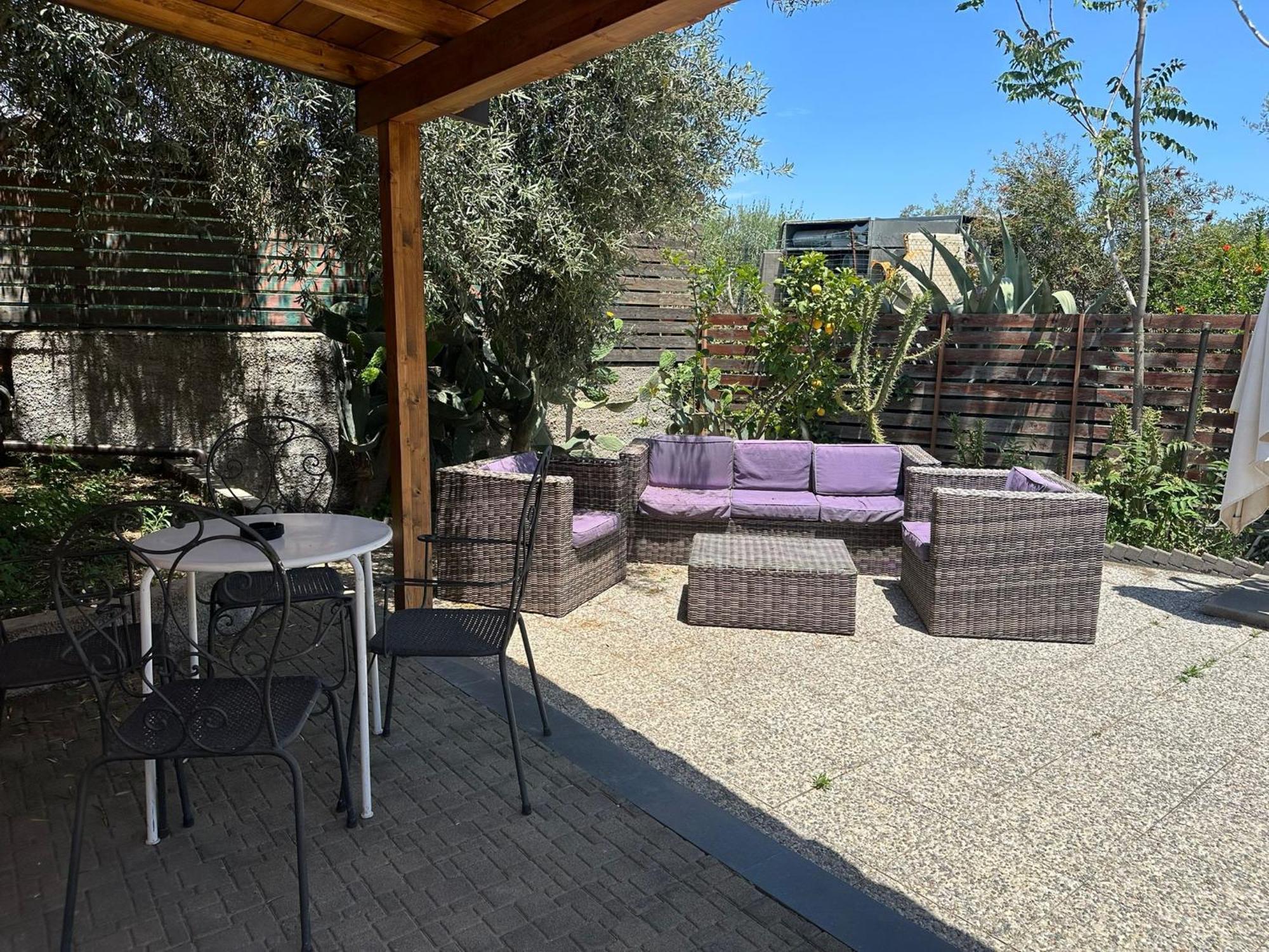 Ottomood B&B And Apartments Tremestieri Etneo Ruang foto